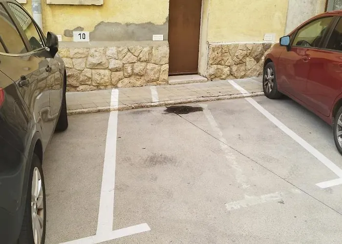 Apartamento Al Lado Del Museo Dali